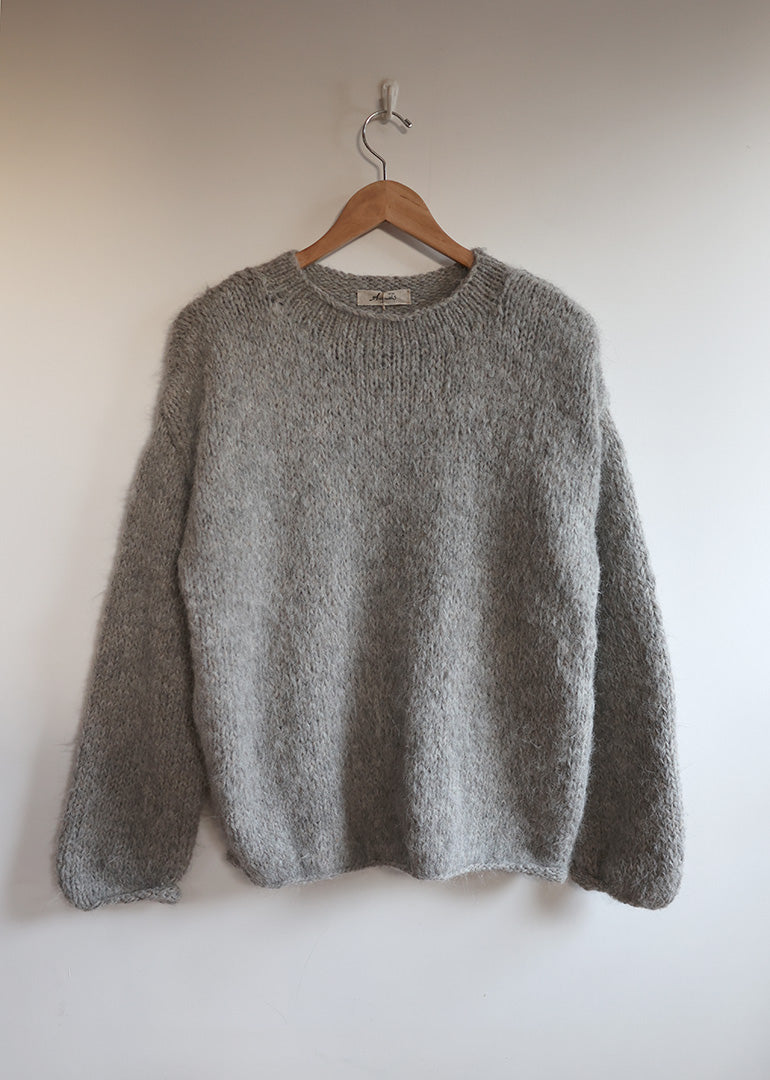 Ichi Antiquites - Suri Aplaca Hand Knit Pullover in Gray